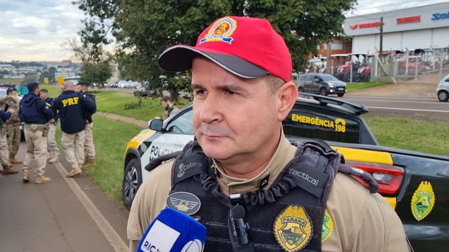 Conforme PRE, carro carregado com maconha chamou atenção da equipe após ultrapassagem irregular