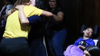 Congresso derruba veto e pensão para vítimas da zika é retomada