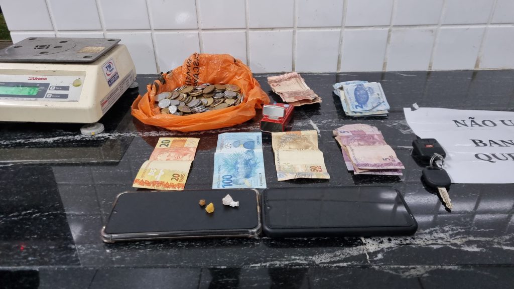 GM detém casal e apreende drogas no Centro de Cascavel