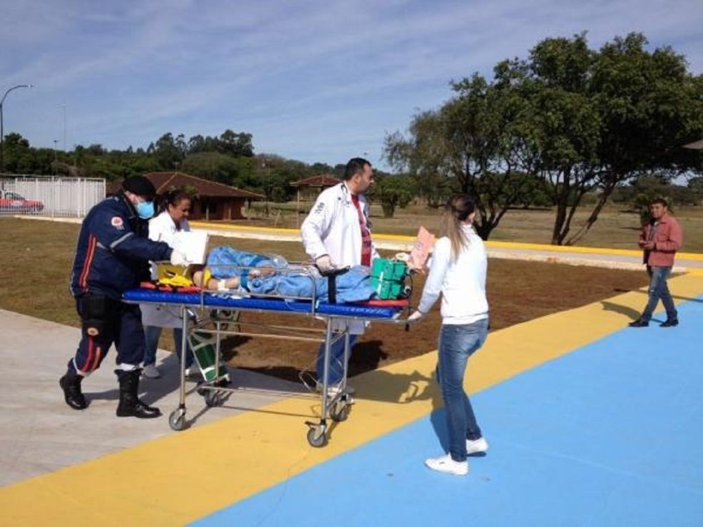 Mulher vítima de queimaduras graves em Guaíra é transferida de helicóptero para Toledo