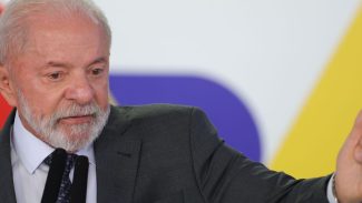 “O mundo ainda não está preparado para viver sem o petróleo”, diz Lula