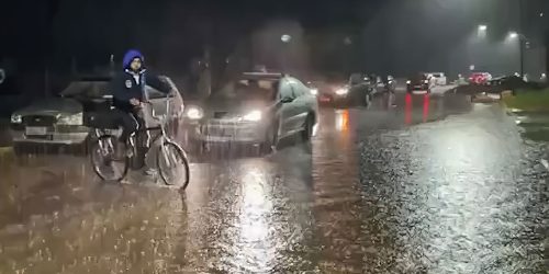 Chuvas continuam no Rio Grande do Sul, mas perdem força Imagem referente a Chuvas continuam no Rio Grande do Sul, mas perdem força