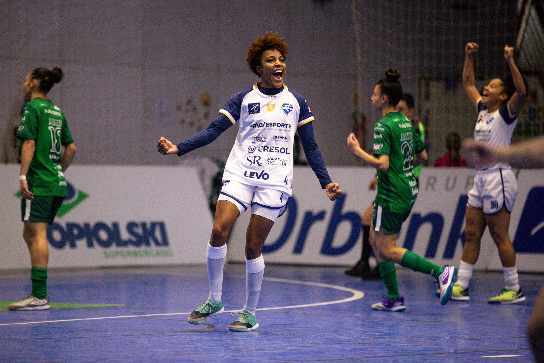 Stein Cascavel Futsal busca manter boa fase fora de casa contra o Telêmaco Borba