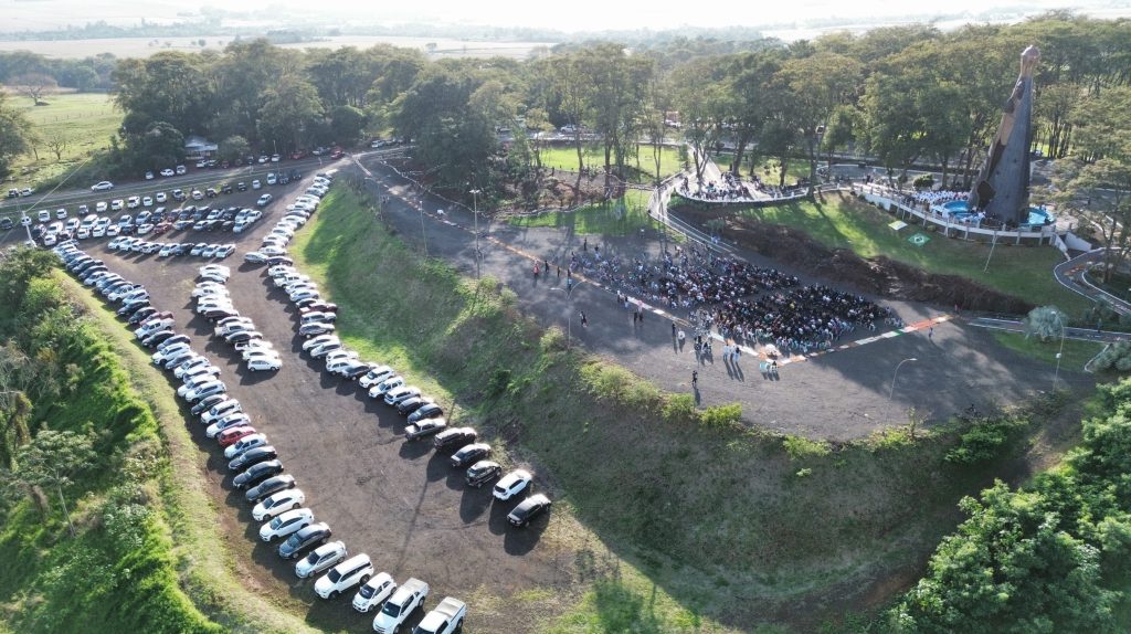 Fiéis têm carros arrombados durante missa de Corpus Christi em Itaipulândia