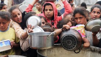 Em 48 horas, Israel mata 200 pessoas e fere mil na Faixa de Gaza
