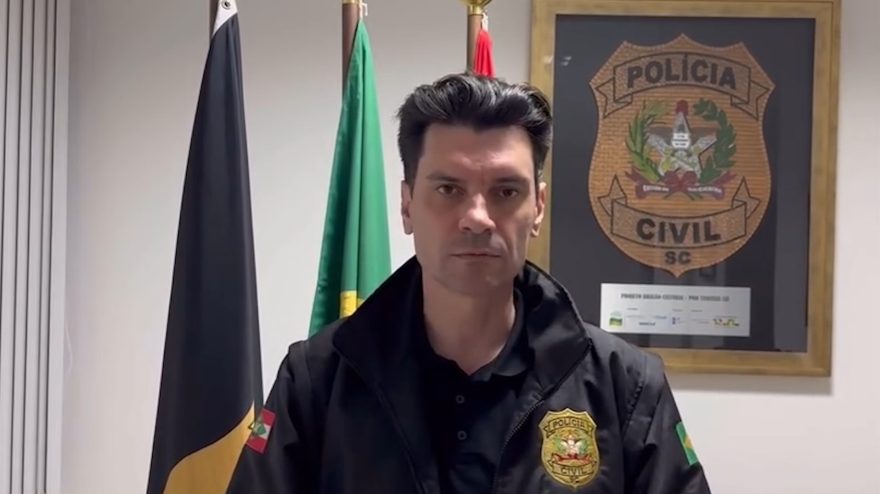 Piloto e dono de empresa do balão que caiu em Santa Catarina podem ser presos, diz polícia