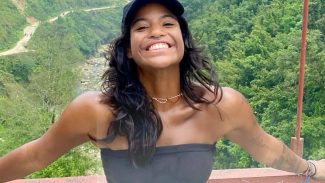Brasileira que caiu em vulcão na Indonésia continua desaparecida