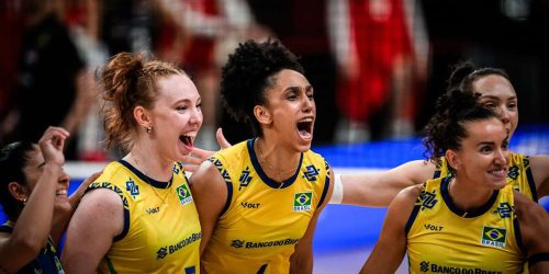 Seleção feminina bate Turquia e chega à 7ª vitória na Liga das Nações Imagem referente a Seleção feminina bate Turquia e chega à 7ª vitória na Liga das Nações