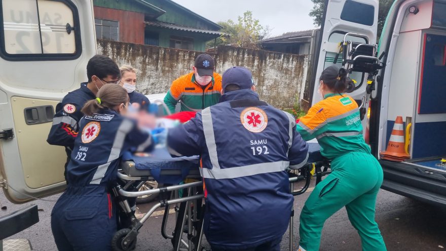 Idoso com quadro de pneumonia é socorrido pelo Samu e Unimed em residência no Bairro Neva