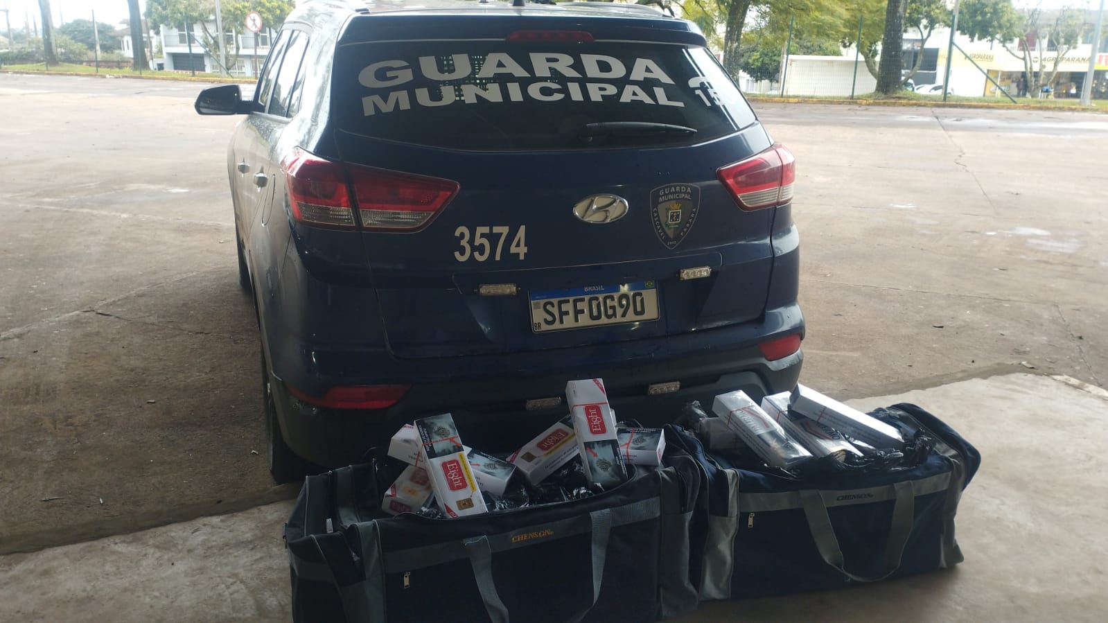 Homem é flagrado com cigarros contrabandeados na rodoviária de Cascavel