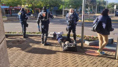 Imagem referente a Mais um morador de rua é encontrado inconsciente no Centro e equipes do Samu são mobilizadas