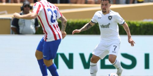 Botafogo perde, mas avança para oitavas da Copa do Mundo de Clubes Imagem referente a Botafogo perde, mas avança para oitavas da Copa do Mundo de Clubes