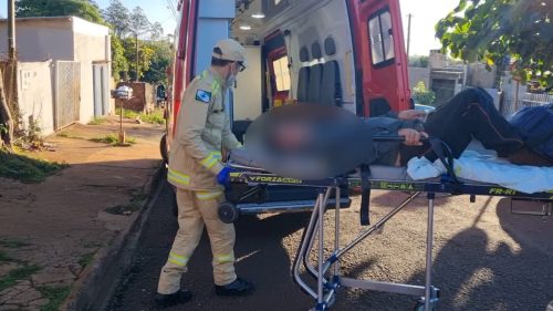 Homem sofre queda e fica ferido no Bairro Brazmadeira em Cascavel Imagem referente a Homem sofre queda e fica ferido no Bairro Brazmadeira em Cascavel