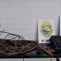 Imagem referente a Rapaz é detido acusado de furtar fios em empresa no Bairro Cascavel Velho