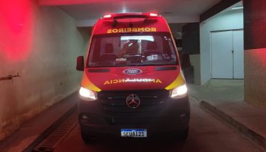 Imagem referente a Jovem cai do 1º andar de prédio e é socorrida pelo Siate em Cascavel