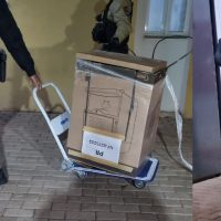 Imagem referente a Suspeito é detido carregando máquina de café lacrada durante a madrugada no Centro