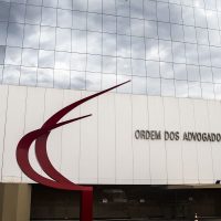 OAB proíbe inscrição de candidatos condenados por crimes raciais Imagem referente a OAB proíbe inscrição de candidatos condenados por crimes raciais
