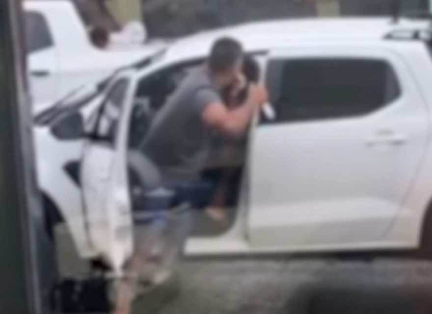 Motorista leva 10 facadas após batida e briga no trânsito no Centro