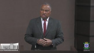 Morador paga o pato no pedágio! Cidão exige apoio do governo para aliviar bolso Morador paga o pato no pedágio! Cidão exige apoio do governo para aliviar bolso