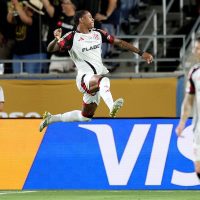 Flamengo fecha primeira fase do Mundial com empate com o Los Angeles Imagem referente a Flamengo fecha primeira fase do Mundial com empate com o Los Angeles