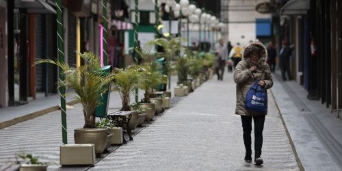 Inmet alerta para onda de frio no Sul e excesso de chuva em 3 estados Imagem referente a Inmet alerta para onda de frio no Sul e excesso de chuva em 3 estados