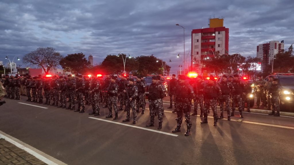 Grande operação policial é deflagrada pela Polícia Militar em Cascavel