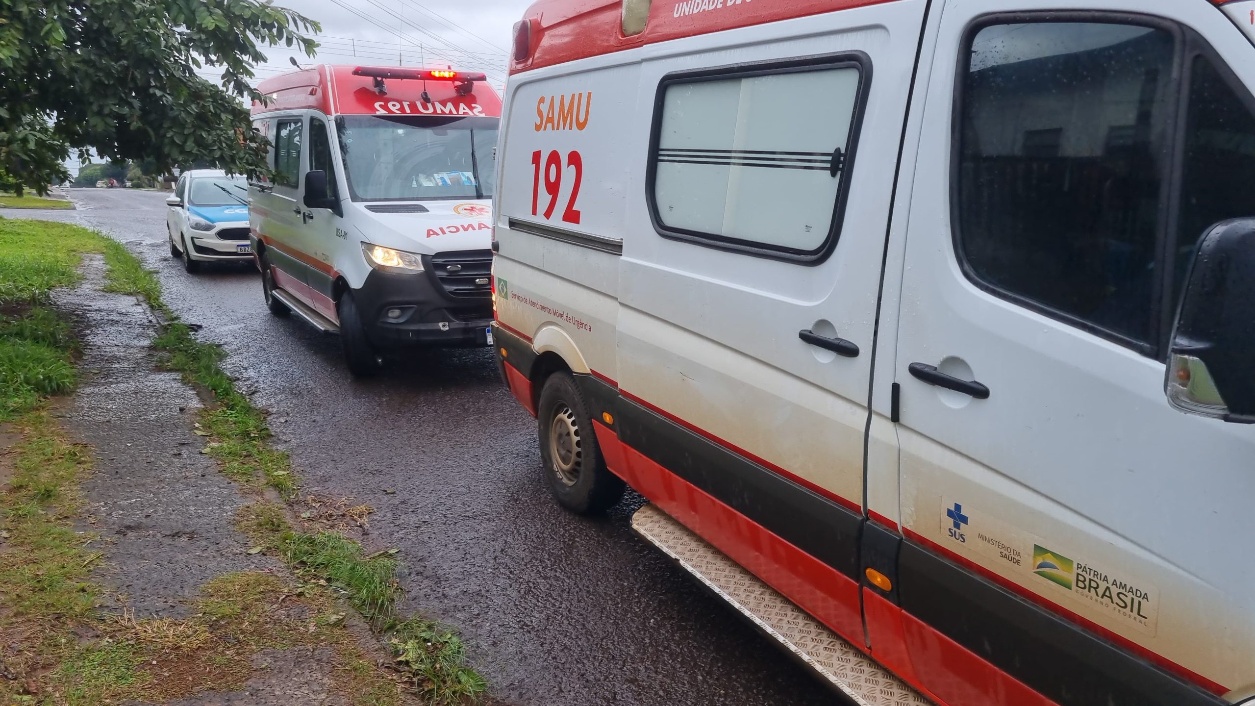 Jovem é encontrada inconsciente no Santa Felicidade após tomar 70 comprimidos