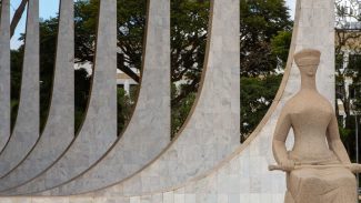 Ministros do STF buscam consenso sobre responsabilização das redes 