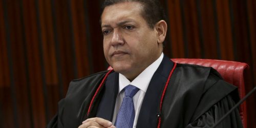 Nunes Marques inicia último voto sobre responsabilização das redes Imagem referente a Nunes Marques inicia último voto sobre responsabilização das redes