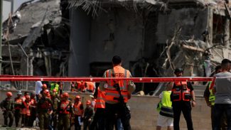 Iranianos saem abalados e israelenses mais agressivos, diz professor