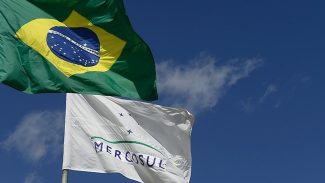 Presidentes vão flexibilizar tarifas comerciais do Mercosul Presidentes vão flexibilizar tarifas comerciais do Mercosul