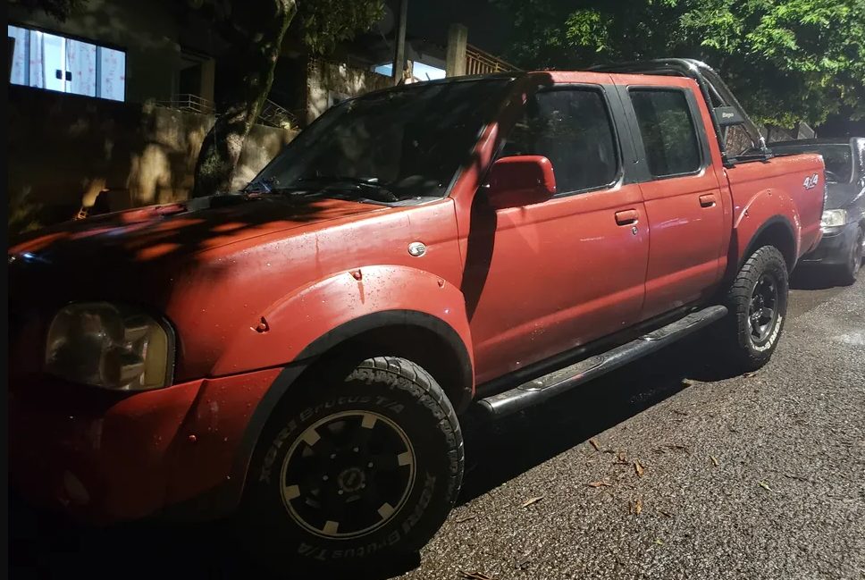 Idoso morre dentro de caminhonete e corpo é encontrado por amigo