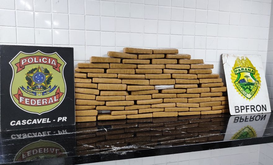 BPFron flagra casal com 20 kg de maconha e contrabando na BR-277