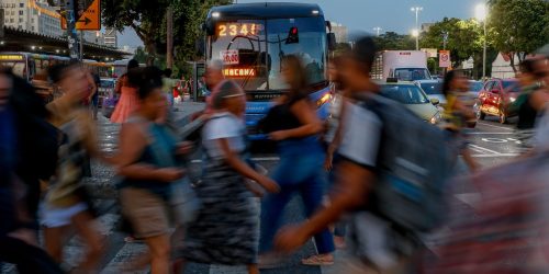 São Paulo tem fluxo migratório negativo pela primeira vez Imagem referente a São Paulo tem fluxo migratório negativo pela primeira vez