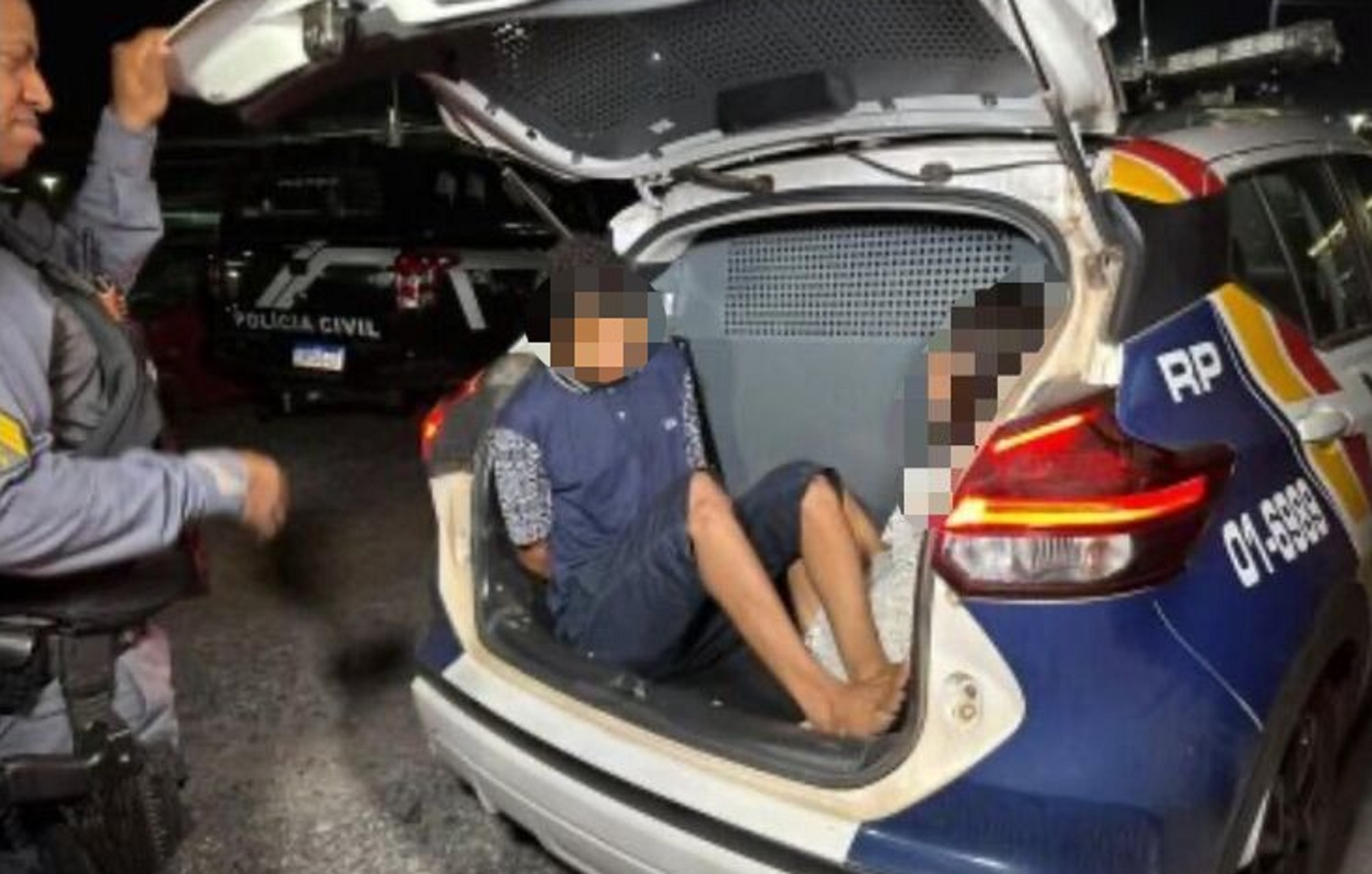 Bebê de um ano vai parar na UTI após surra brutal dos próprios pais