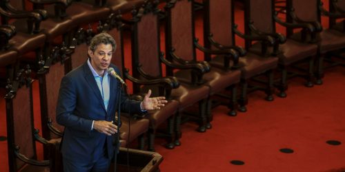 Imagem referente a Haddad defende mobilização de progressistas contra desigualdade