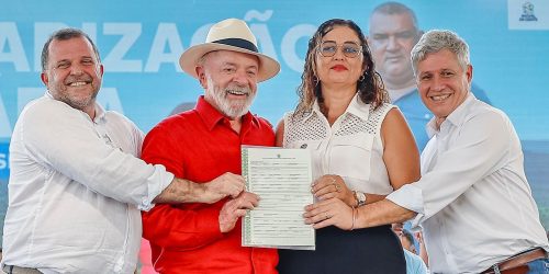 Imagem referente a Governo assina acordo para acelerar regularização fundiária