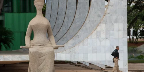 IOF: Gilmar Mendes pede redistribuição da relatoria de ação do PSOL Imagem referente a IOF: Gilmar Mendes pede redistribuição da relatoria de ação do PSOL