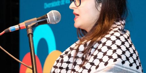 Palestinas no Brasil usam redes contra genocídio e estereótipos Imagem referente a Palestinas no Brasil usam redes contra genocídio e estereótipos