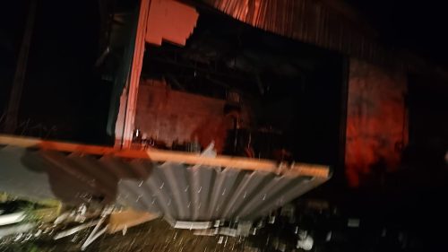 Explosão em depósito de bananas mata homem e deixa esposa em estado grave Imagem referente a Explosão em depósito de bananas mata homem e deixa esposa em estado grave