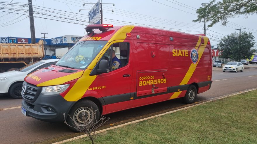Jovem de 17 anos fica ferido após queda de scooter elétrica em Cascavel