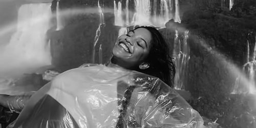 Família de Juliana Marins recorre à Justiça e pede nova autópsia Imagem referente a Família de Juliana Marins recorre à Justiça e pede nova autópsia