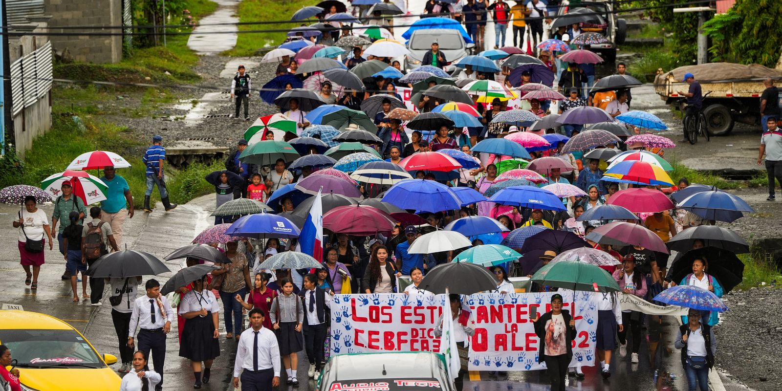 Revolta popular no Panamá detona repressão estatal com estado de sítio