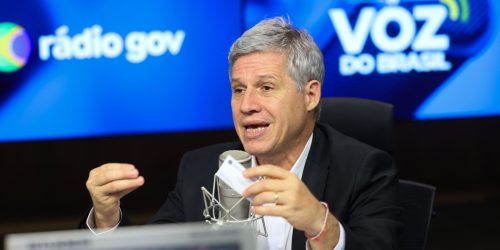 Plano Safra vai reduzir preços dos alimentos, diz ministro Imagem referente a Plano Safra vai reduzir preços dos alimentos, diz ministro