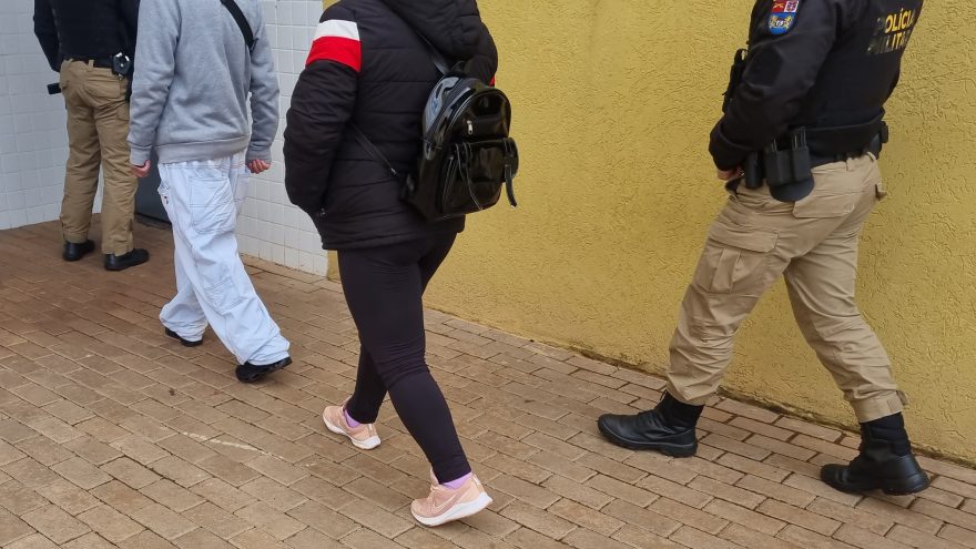 Adolescente é flagrado com cigarro eletrônico em colégio estadual de Cascavel