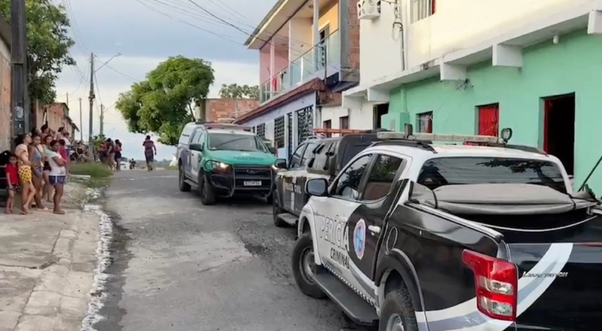 Bebê de 2 meses morre sufocado ao lado da mãe durante sono