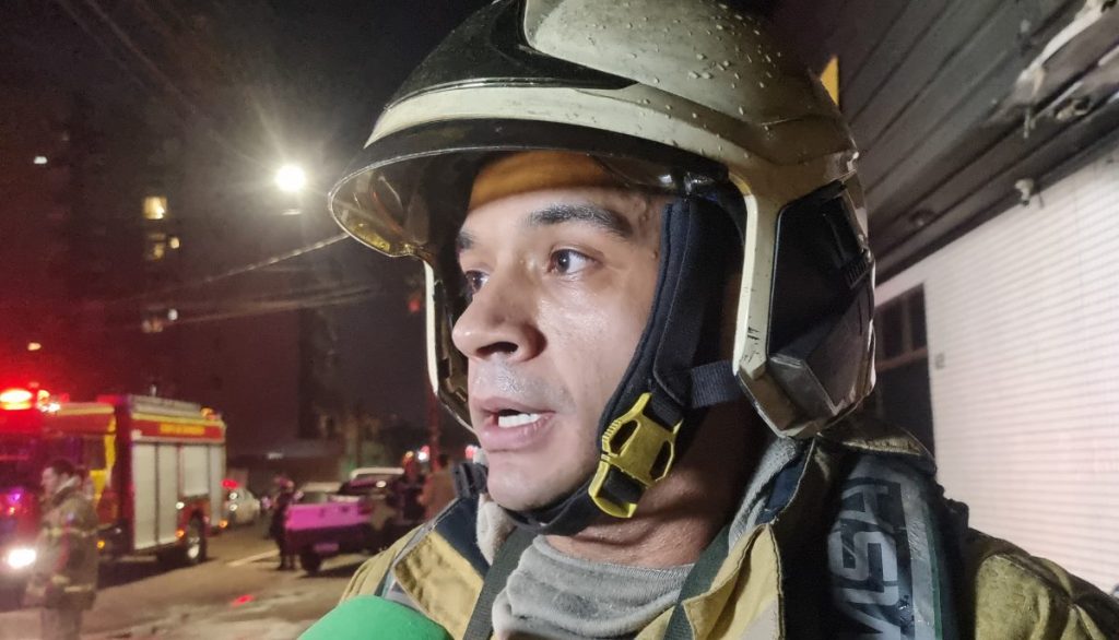 Tenente conta como começou o incêndio que destruiu mecânica no Bairro Maria Luiza