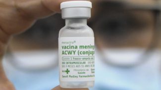 Meningite: entenda como fica vacinação com ACWY após mudança nas doses