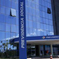Imagem referente a STF homologa plano do INSS para devolução de descontos ilegais 