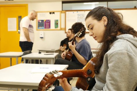 Inscrições para as oficinas do 35º Festival de Música de Cascavel seguem abertas e quase 300 vagas já estão preenchidas Imagem referente a Inscrições para as oficinas do 35º Festival de Música de Cascavel seguem abertas e quase 300 vagas já estão preenchidas